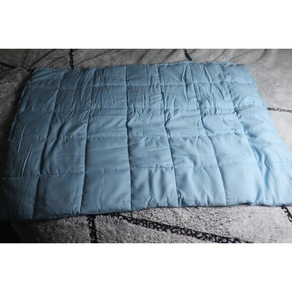 CuteKing Light Blue 5 Pound Weighted Blanket 36" x 48" in Package - Picture 8 of 8